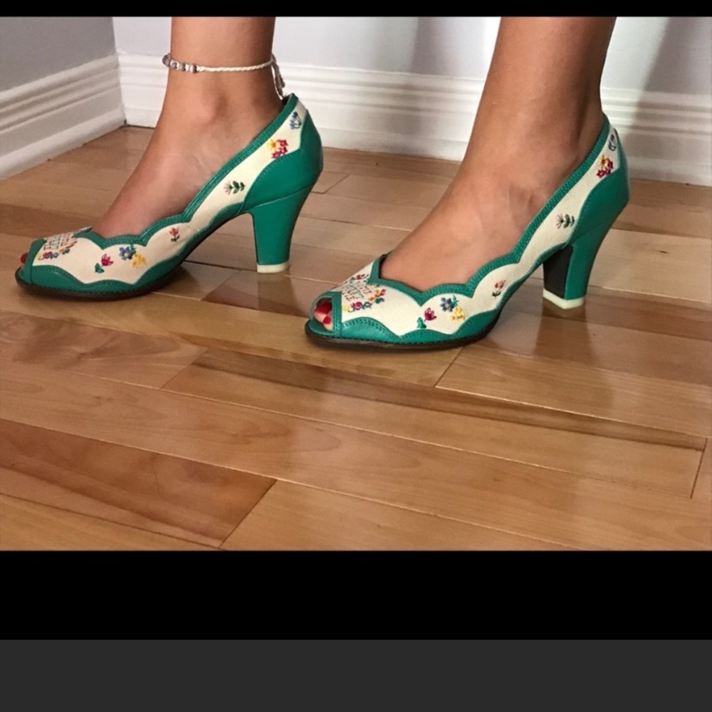 Home Sweet Home Heels Size 39